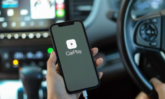 Łączenie telefonu z radiem przez Apple CarPlay