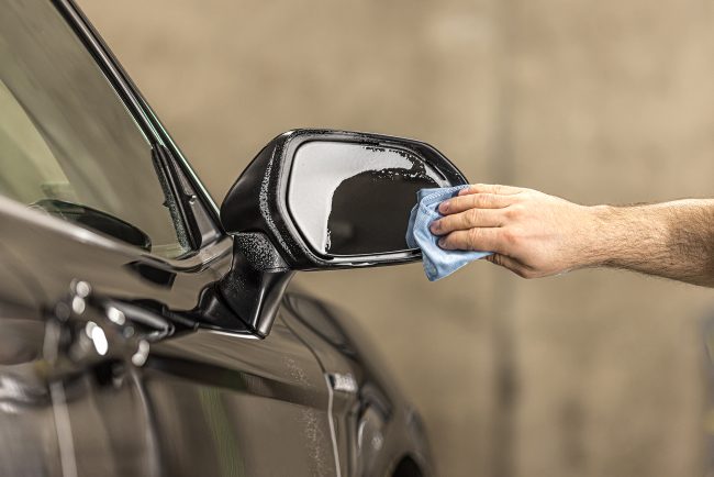 Schaum zum Waschen und Reinigen von Autoscheiben - Moje Auto